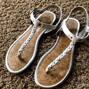 SPERRY Girls Thong Sandals Size 4